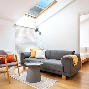 Tyzenhauz Piwna Street Apartament